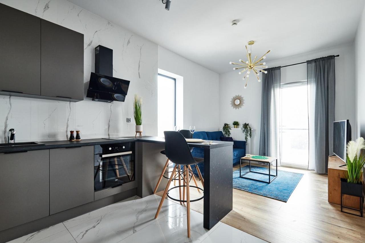 Prymasa Tysiaclecia 83a Butas Warsaw